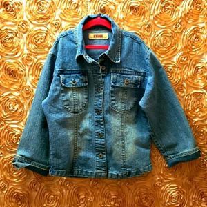 2/$40 💖🖤 STONE Jean Jacket Size M Kids